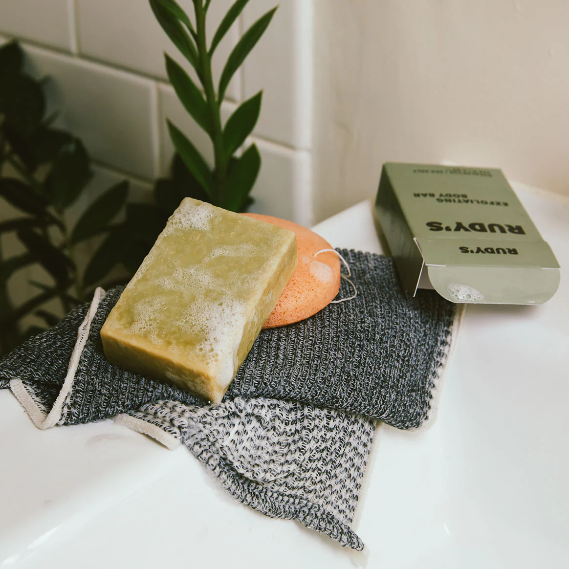 Exfoliating Body Bar - Image 4